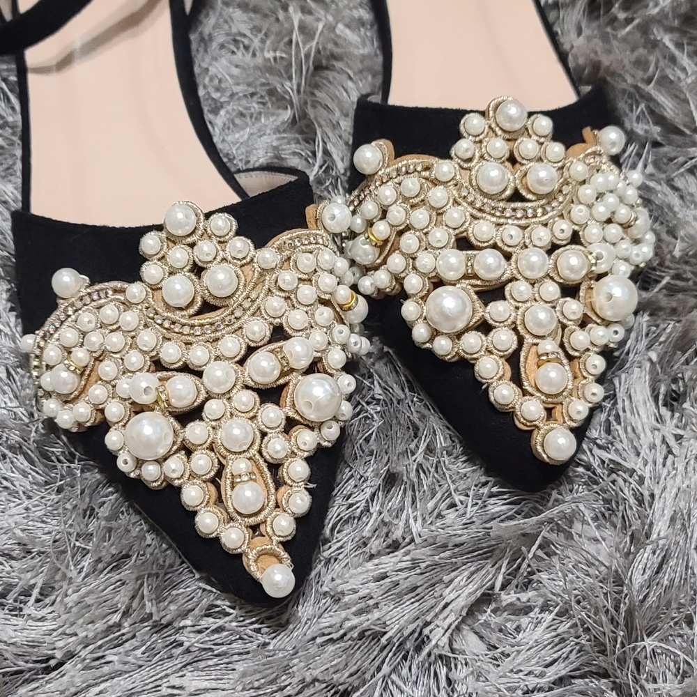 Flats - Picture 2 of 3